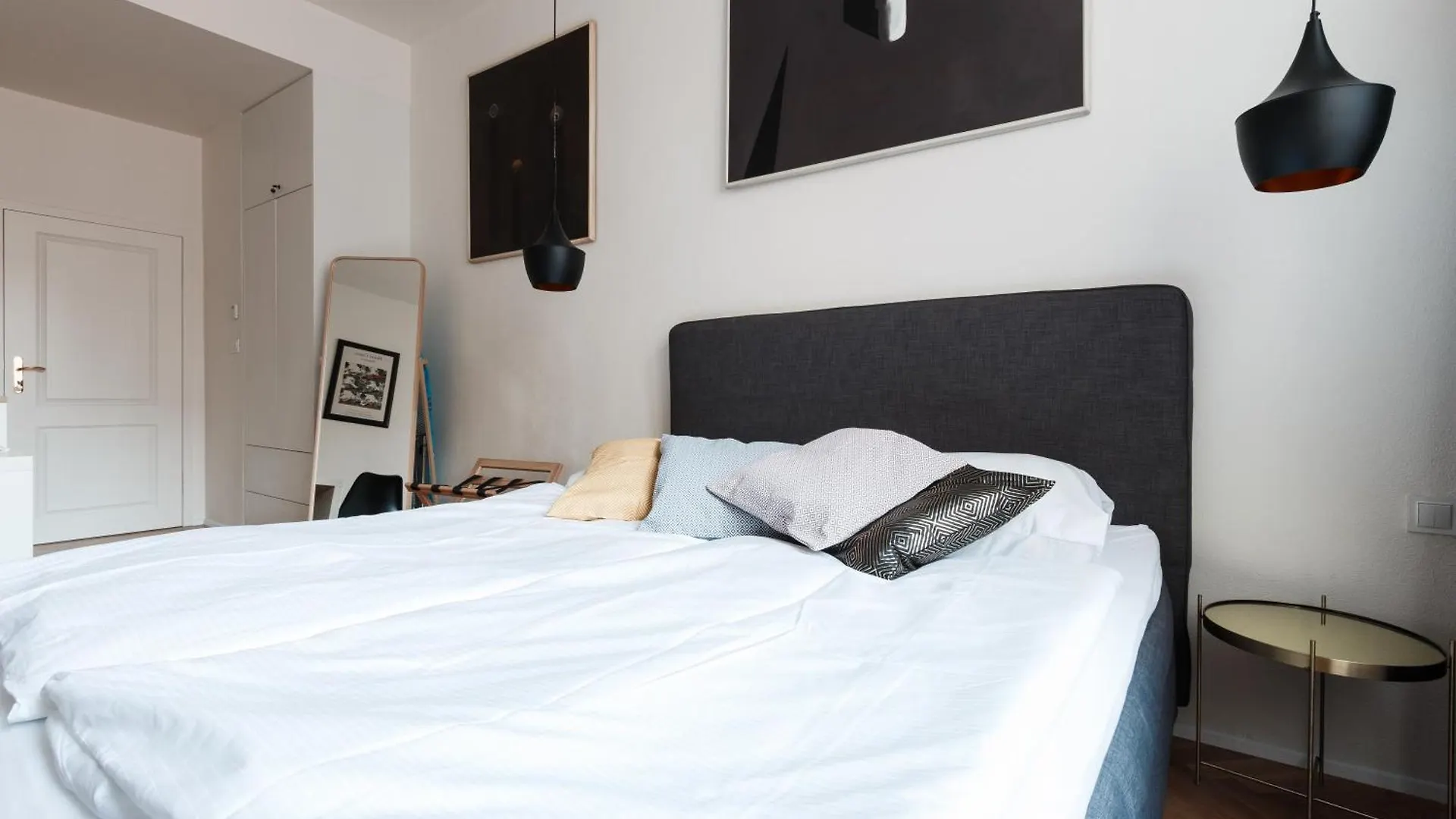 Prague Days - Art Deco Studio - City Center Apartment